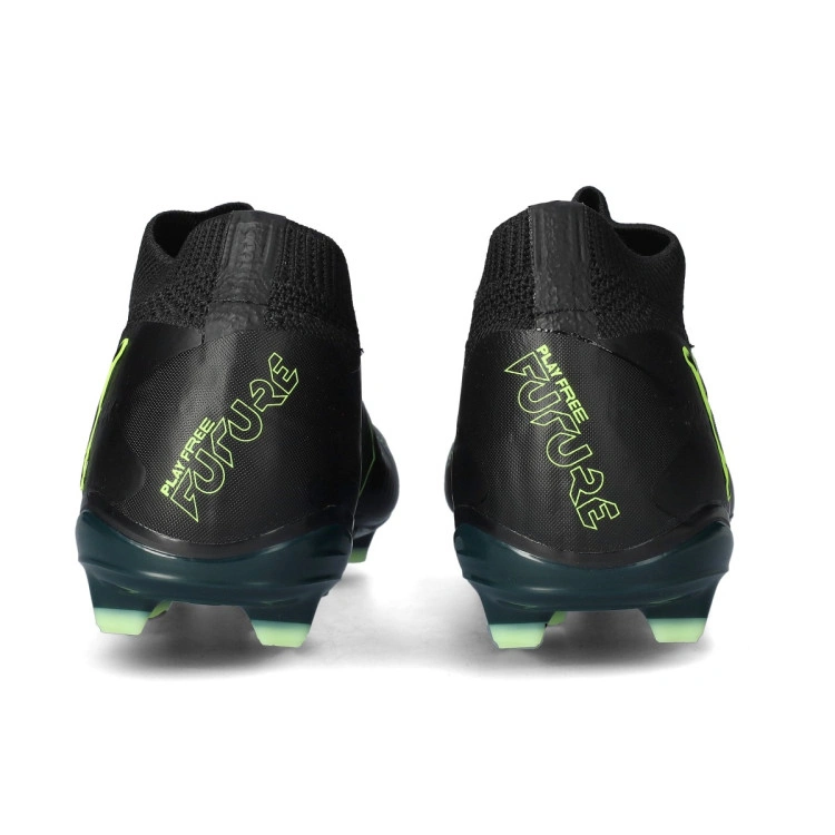 bota-puma-zukunftige-8-pro-fg-ag-negro-4