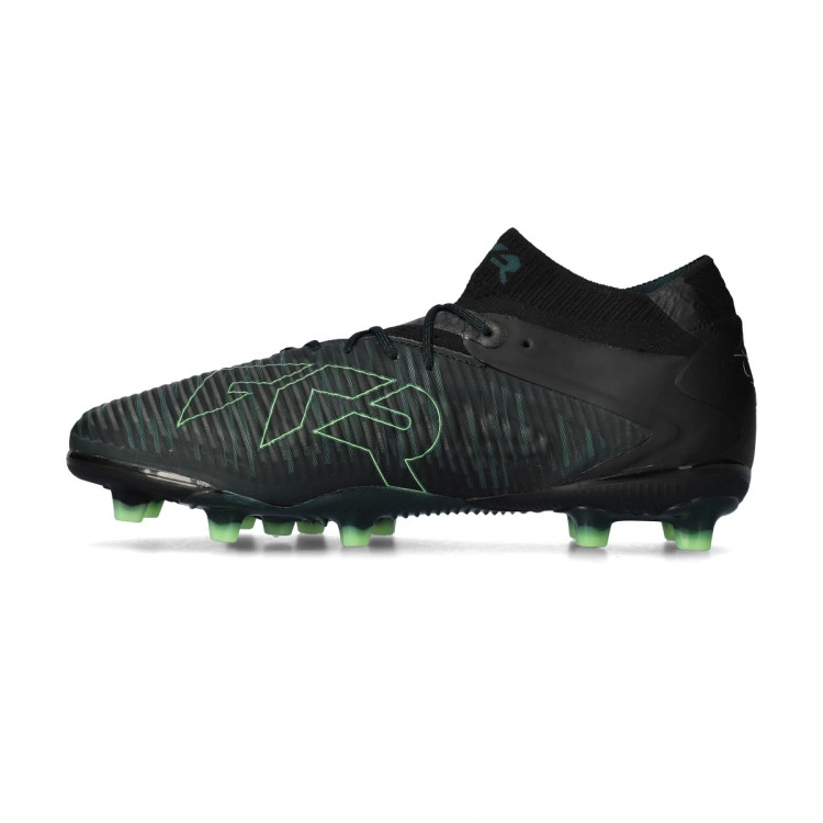 bota-puma-future-8-ultimate-ag-black-fizzy-light-green-terrain-2