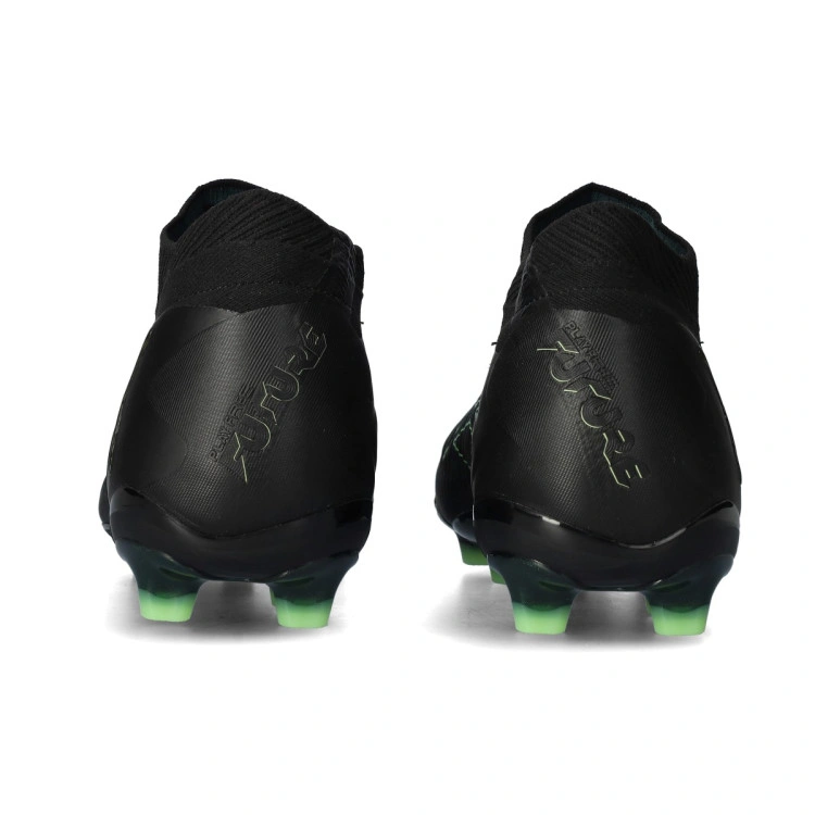 bota-puma-future-8-ultimate-ag-black-fizzy-light-green-terrain-4