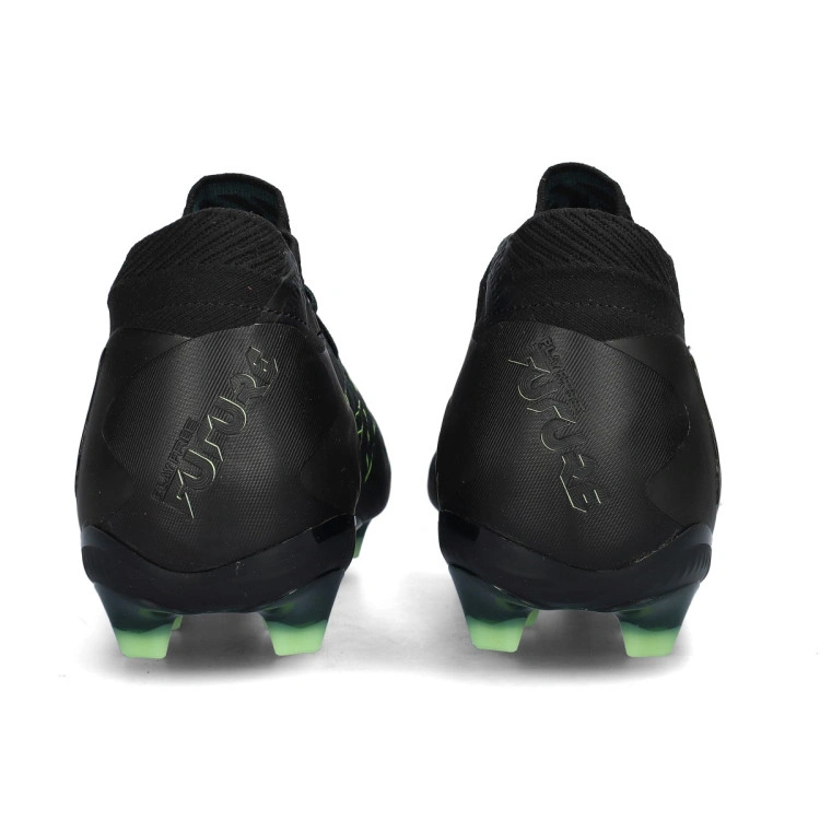 bota-puma-future-8-ultimate-fg-black-fizzy-light-green-terrain-4