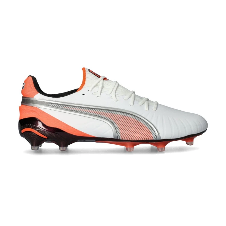 bota-puma-king-ultimate-fgag-white-silver-glowing-red-black-1