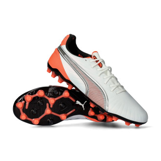 Chaussure de football Puma King Ultimate MG