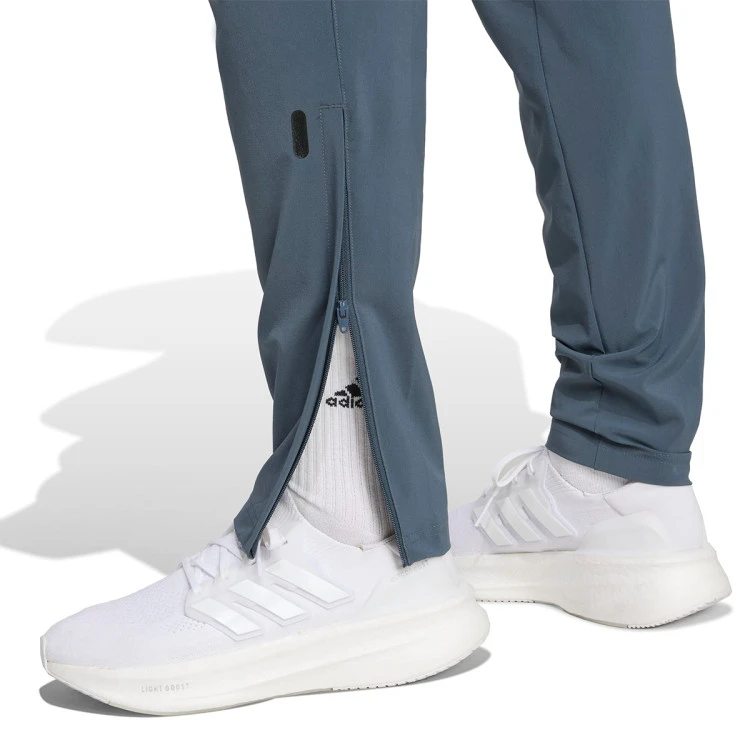 pantalon-largo-adidas-fc-bayern-fanswear-2025-2026-bold-onixeasy-coral-3