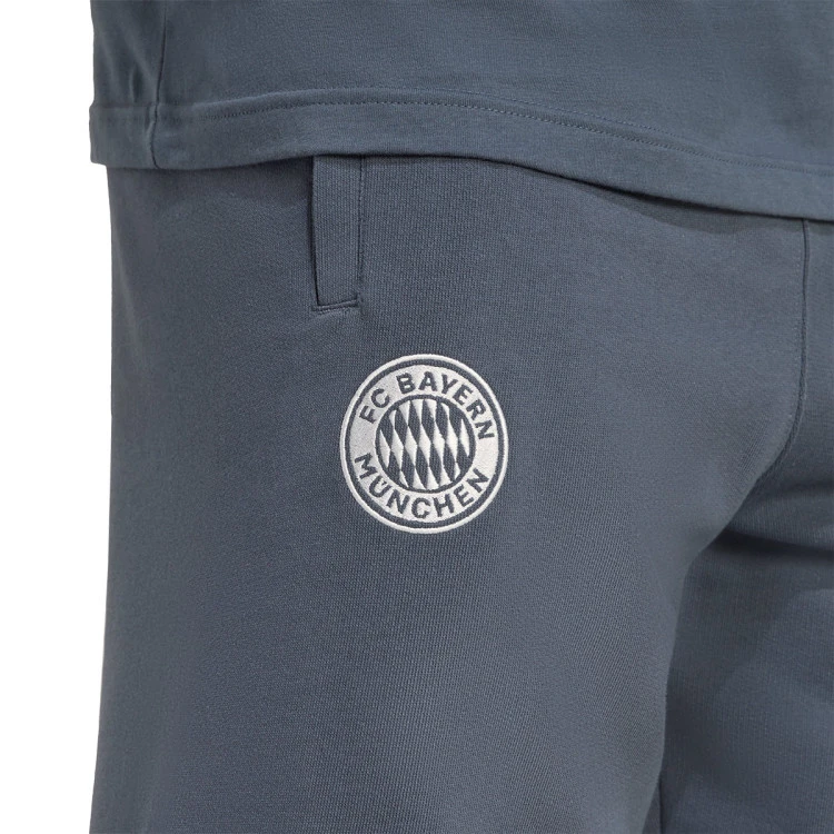 pantalon-corto-adidas-fc-bayern-fanswear-2025-2026-bold-onix-off-white-2