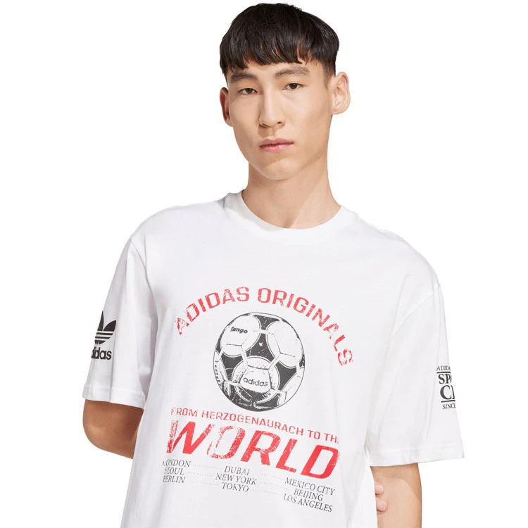 camiseta-adidas-90s-football-graphic-white-2