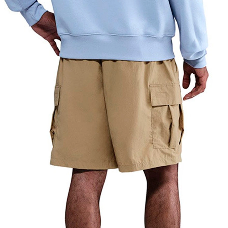 pantalon-corto-nike-club-utility-parachute-beige-white-1