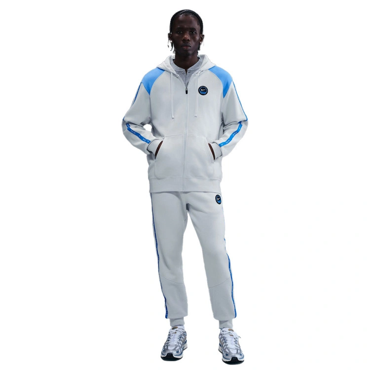 chaqueta-nike-sportswear-fleece-photon-dust-university-blue-5