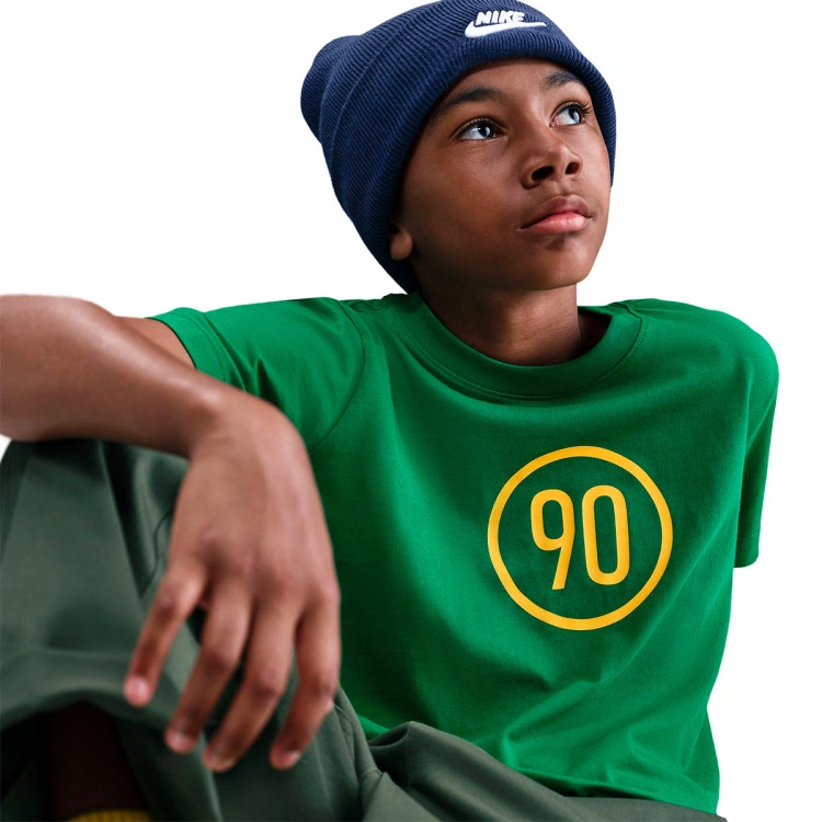 camiseta-nike-sportswear-total-90-nino-pine-green-4