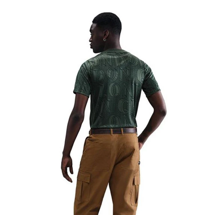 camiseta-nike-chelsea-fc-pre-match-2025-2026-galactic-jade-outdoor-green-phantom-1