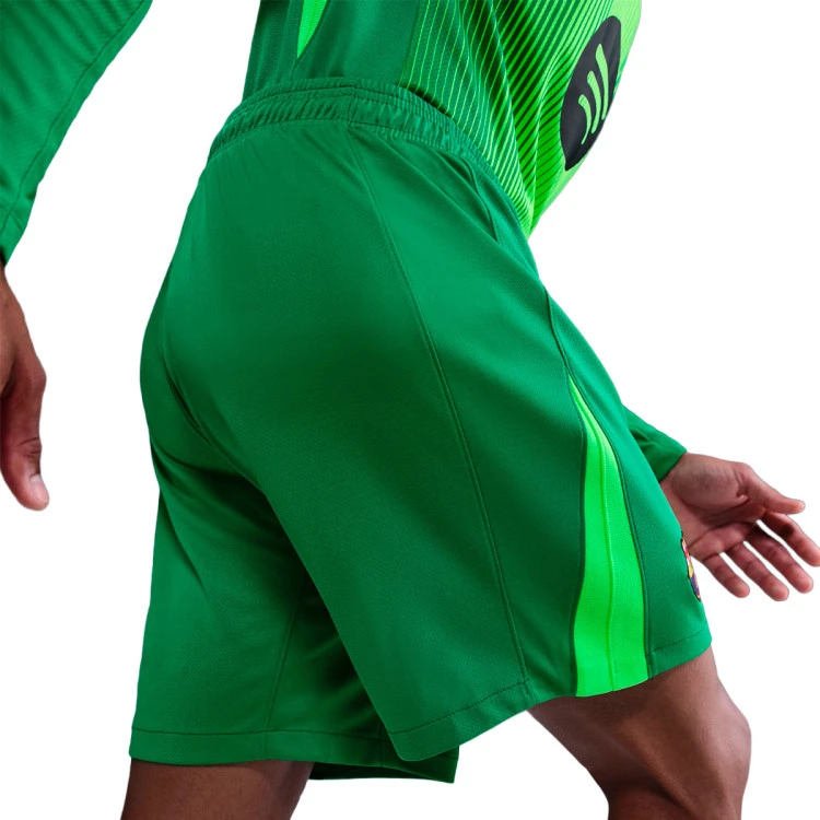 pantalon-corto-nike-fc-barcelona-primera-equipacion-portero-2025-2026-lucky-green-green-strike-black-3