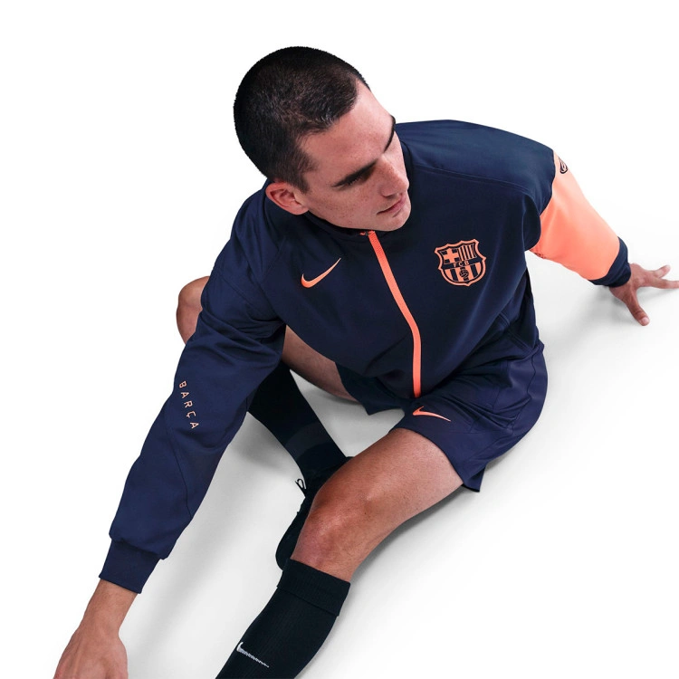 chaqueta-nike-fc-barcelona-pre-match-2025-2026-midnight-navy-bright-mango-bright-mango-4