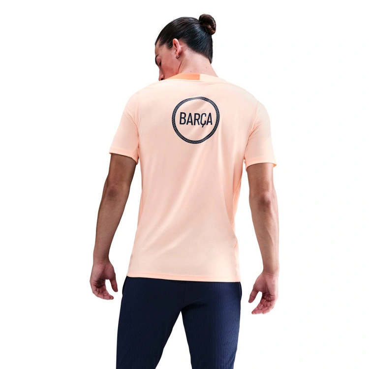 camiseta-nike-fc-barcelona-training-2025-2026-crimson-tint-crimson-tint-bright-mango-midnig-1