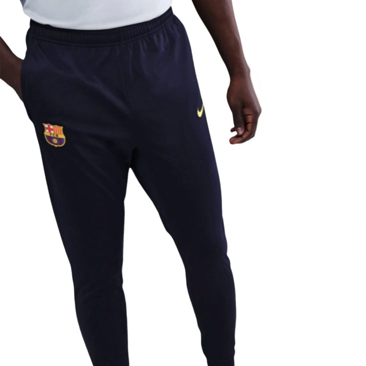 chandal-nike-fc-barcelona-training-2025-2026-vivid-purple-imperial-purple-midwest-gold-3