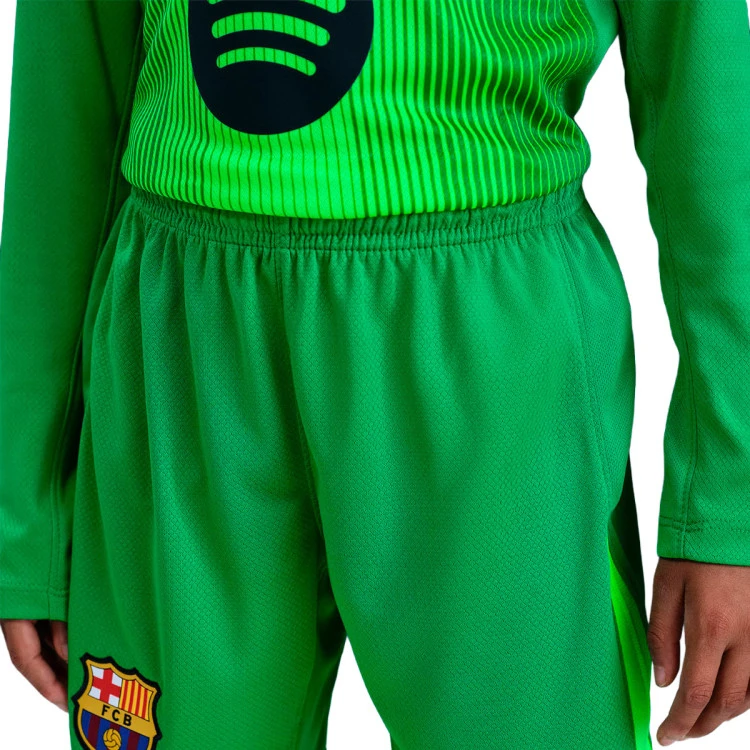 pantalon-corto-nike-fc-barcelona-primera-equipacion-portero-2025-2026-nino-lucky-green-green-strike-black-2
