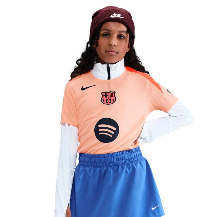 camiseta-nike-fc-barcelona-training-2025-2026-nino-crimson-tint-bright-mango-midnight-navy-1