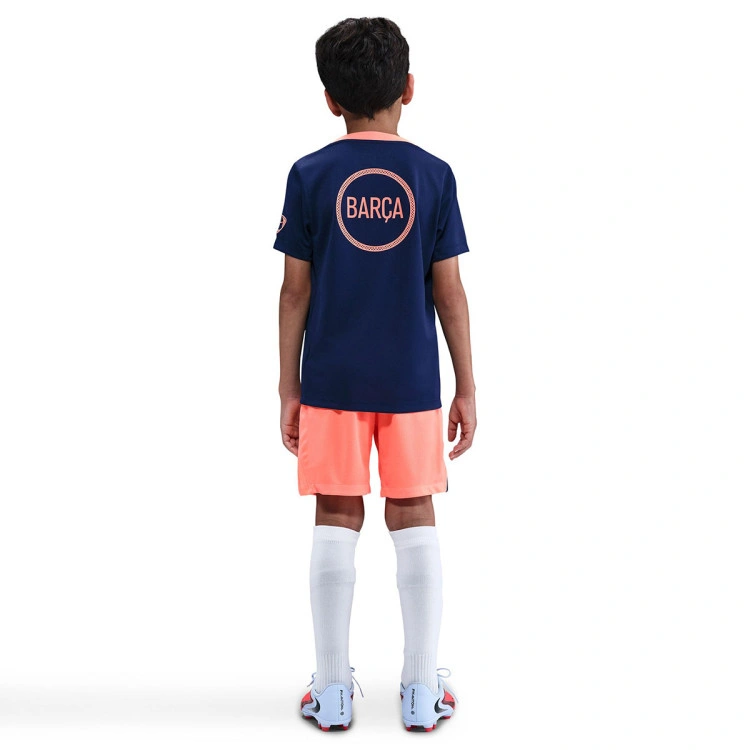 camiseta-nike-fc-barcelona-pre-match-2025-2026-nino-midnight-navy-bright-mango-6