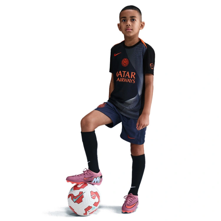 camiseta-nike-inter-milan-pre-match-2025-2026-nino-black-thunder-blue-safety-orange-4