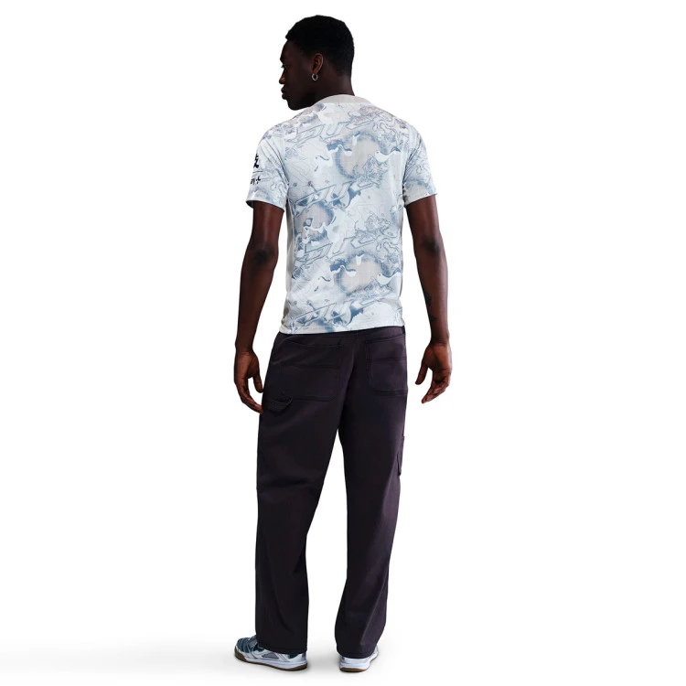 camiseta-nike-tottenham-hotspur-fc-pre-match-2025-2026-white-lt-iron-ore-binary-blue-6