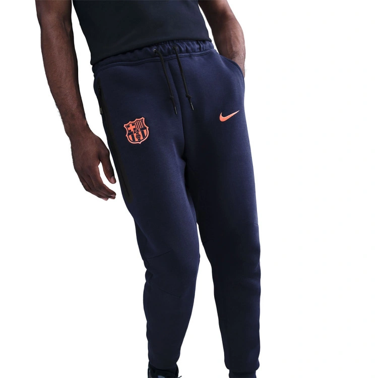 pantalon-largo-nike-fc-barcelona-fanswear-2025-2026-midnight-navy-bright-mango-no-sponsor-2