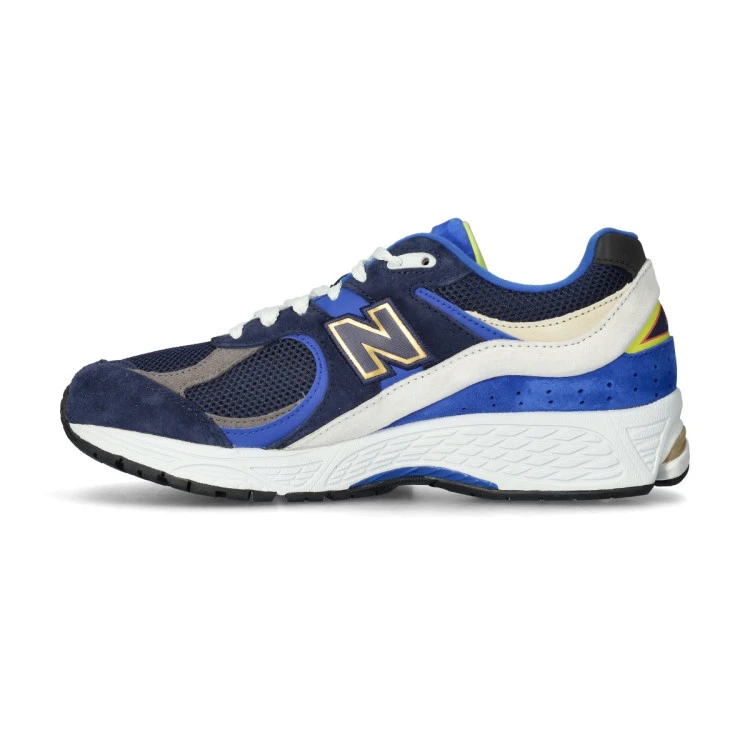 zapatilla-new-balance-2002-fc-porto-gris-2