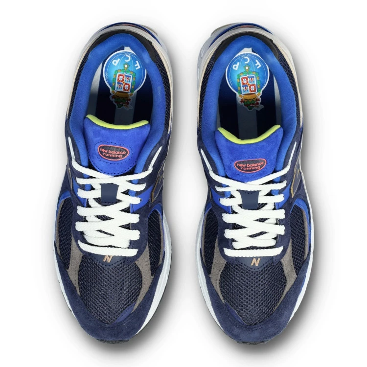 zapatilla-new-balance-2002-fc-porto-gris-4