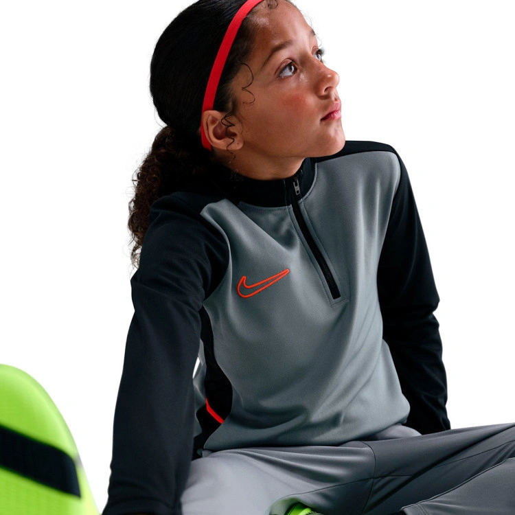 sudadera-nike-academy-25-nino-cool-grey-black-bright-crimson-2