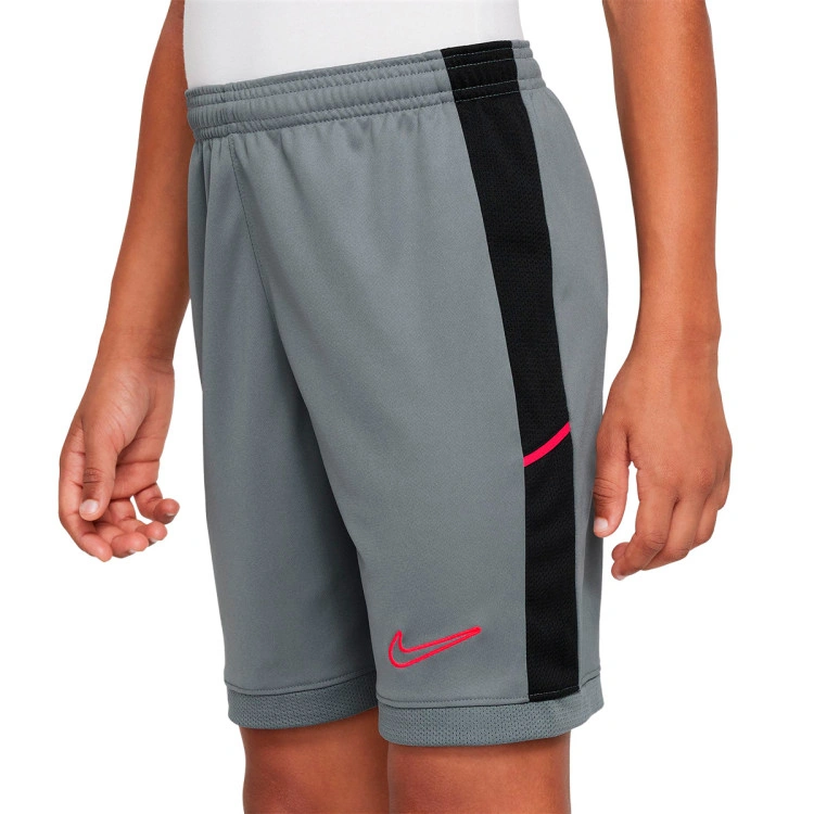 pantalon-corto-nike-academy-25-nino-cool-grey-black-bright-crimson-2