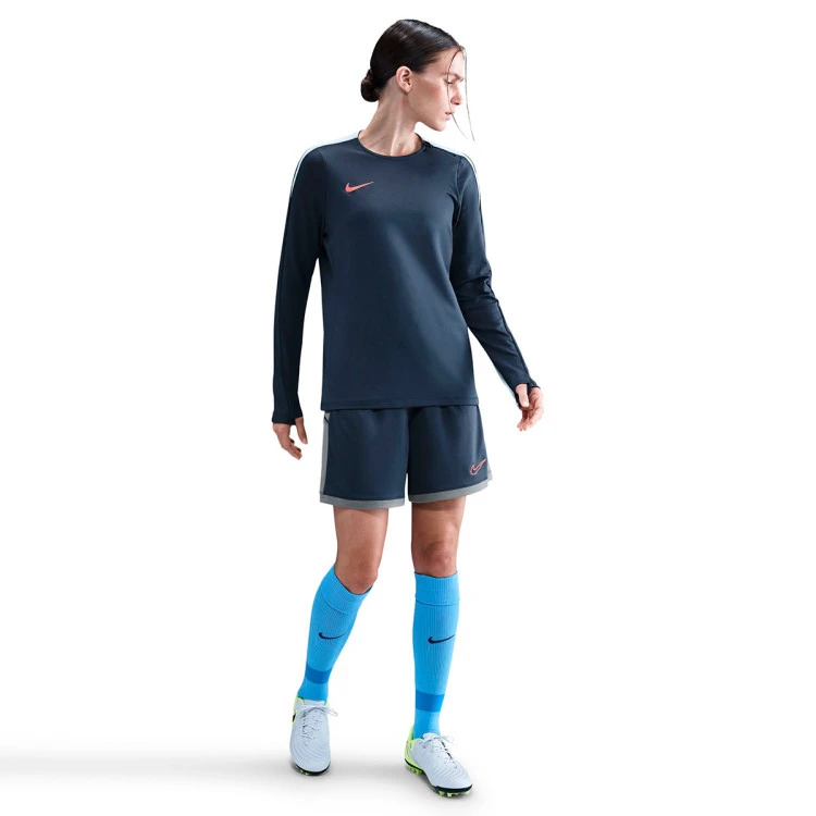 pantalon-corto-nike-academy-25-mujer-thunder-blue-cool-grey-bright-crimson-3