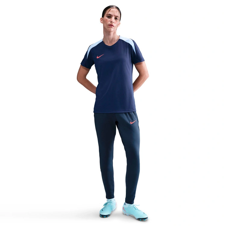 pantalon-largo-nike-strike-mujer-thunder-blue-royal-tint-bright-crimson-4