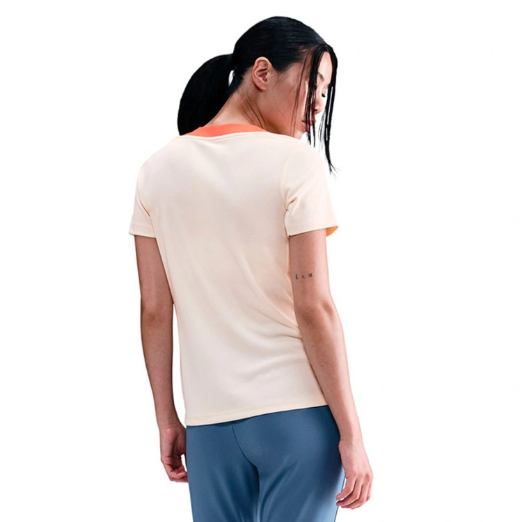 camiseta-nike-strike-mujer-chalk-turf-orange-smokey-blue-1