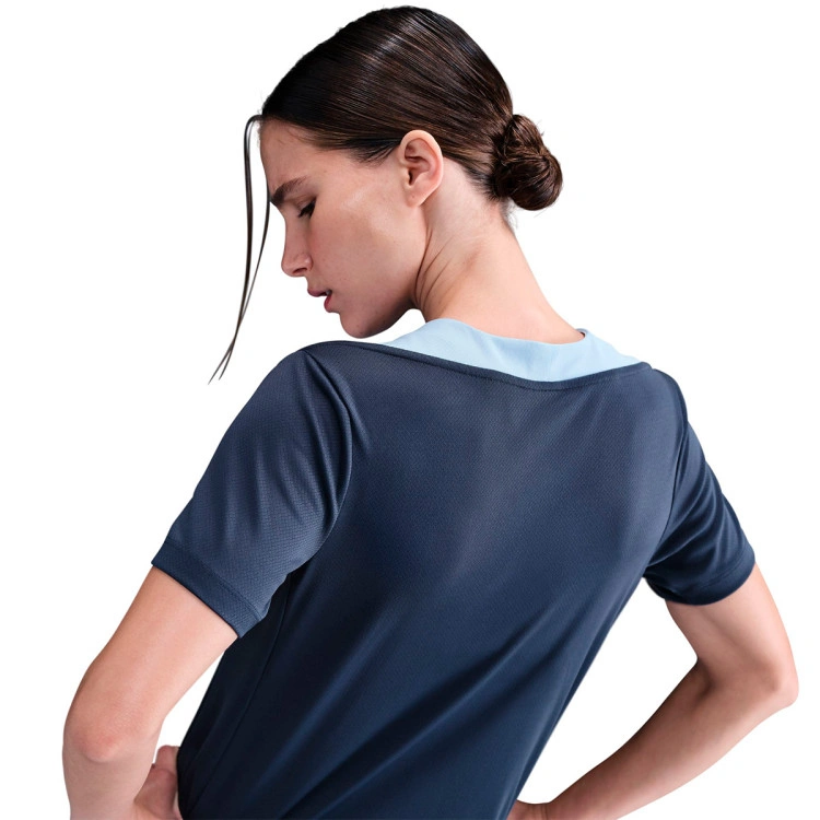 camiseta-nike-strike-mujer-thunder-blue-royal-tint-bright-crimson-4