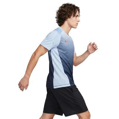 T-Shirt Strike