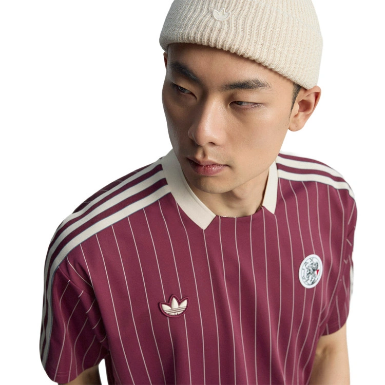 camiseta-adidas-ajax-fanswear-2025-2026-victory-crimson-2