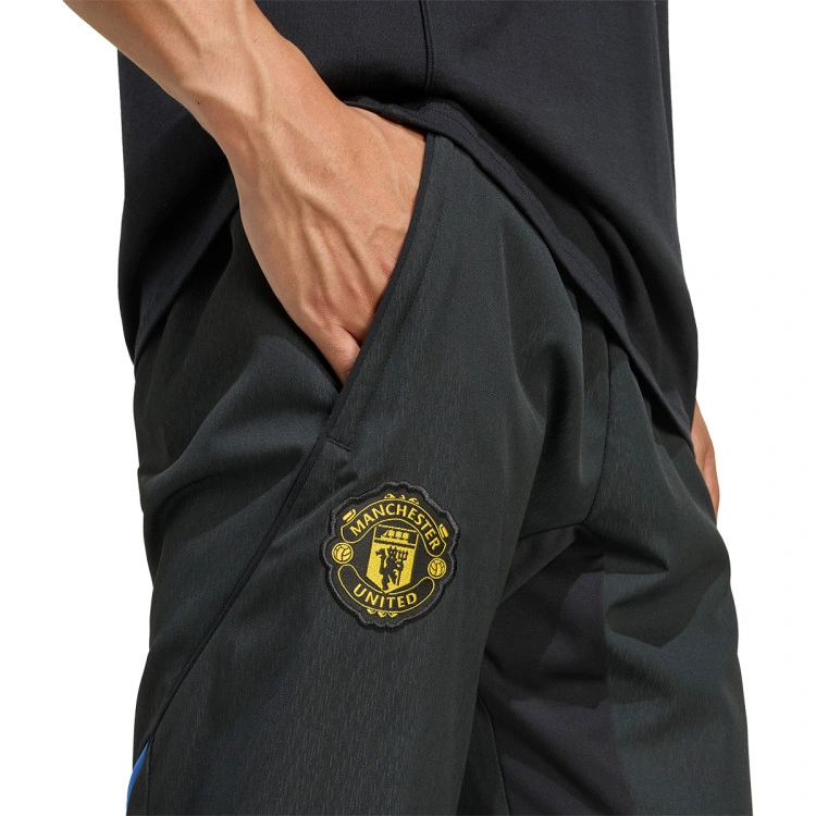 pantalon-largo-adidas-manchester-united-training-2025-2026-black-hi-res-blue-tribe-yellow-2
