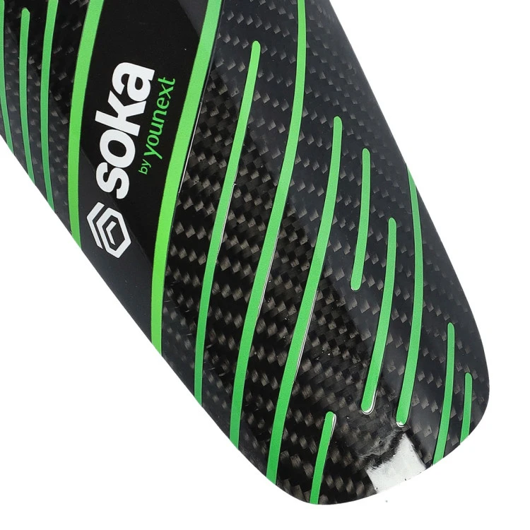 espinillera-soka-fibra-de-carbono-negro-2
