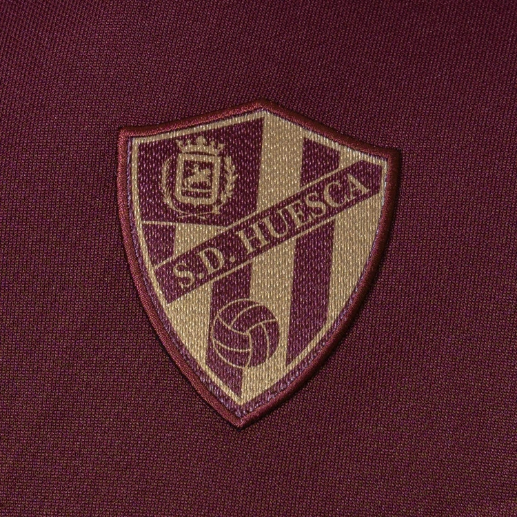 chaqueta-soka-sociedad-deportiva-huesca-anthem-2025-2026-nino-granate-4