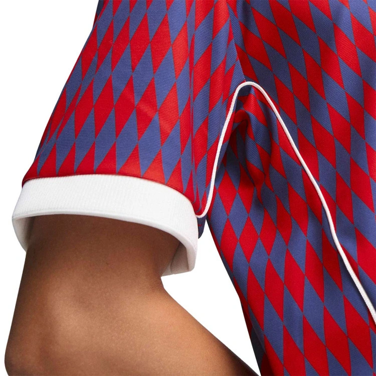 camiseta-adidas-fc-bayern-lifestyler-fanswear-2025-2026-red-dark-blue-5