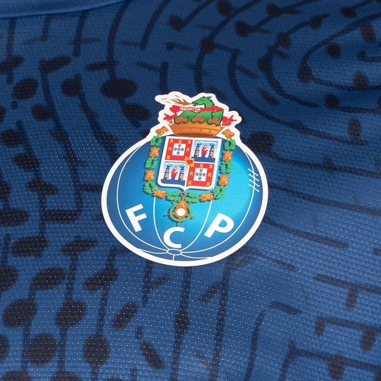 camiseta-new-balance-fc-porto-fanswear-2025-2026-blue-4