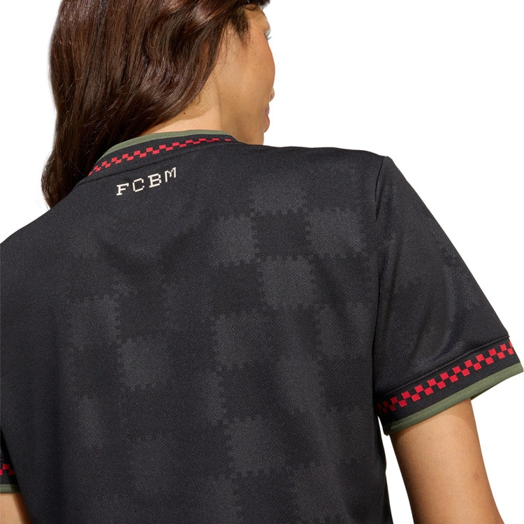 camiseta-adidas-croptop-fc-bayern-tercera-equipacion-2025-2026-mujer-black-3