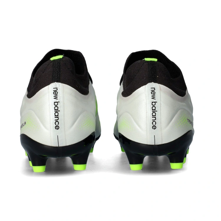 bota-new-balance-tekela-pro-low-laced-mg-v5-white-4