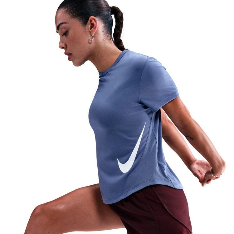 camiseta-nike-tempo-swoosh-dri-fit-mujer-world-indigo-white-4