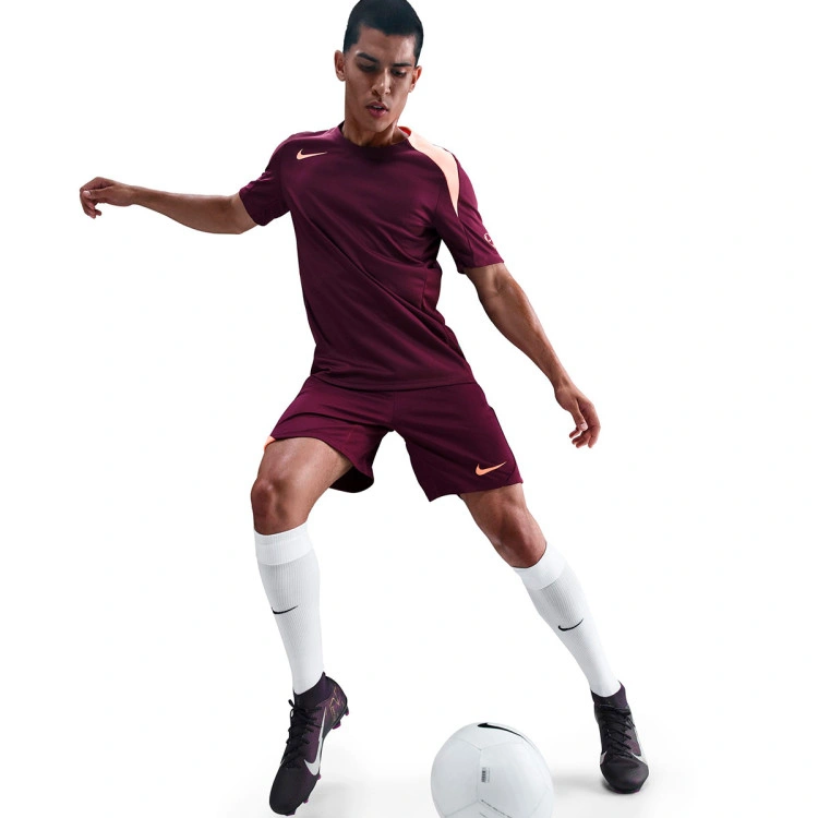 camiseta-nike-dri-fit-strike-bordeaux-bordeaux-orange-pulse-4