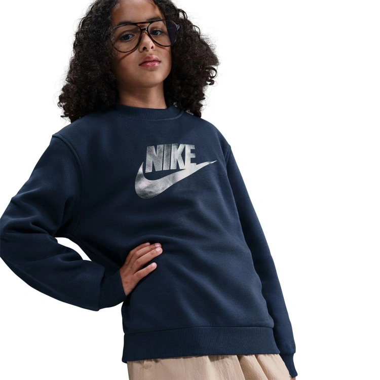 sudadera-nike-club-fleece-crew-gold-nino-midnight-navy-metallic-silver-2