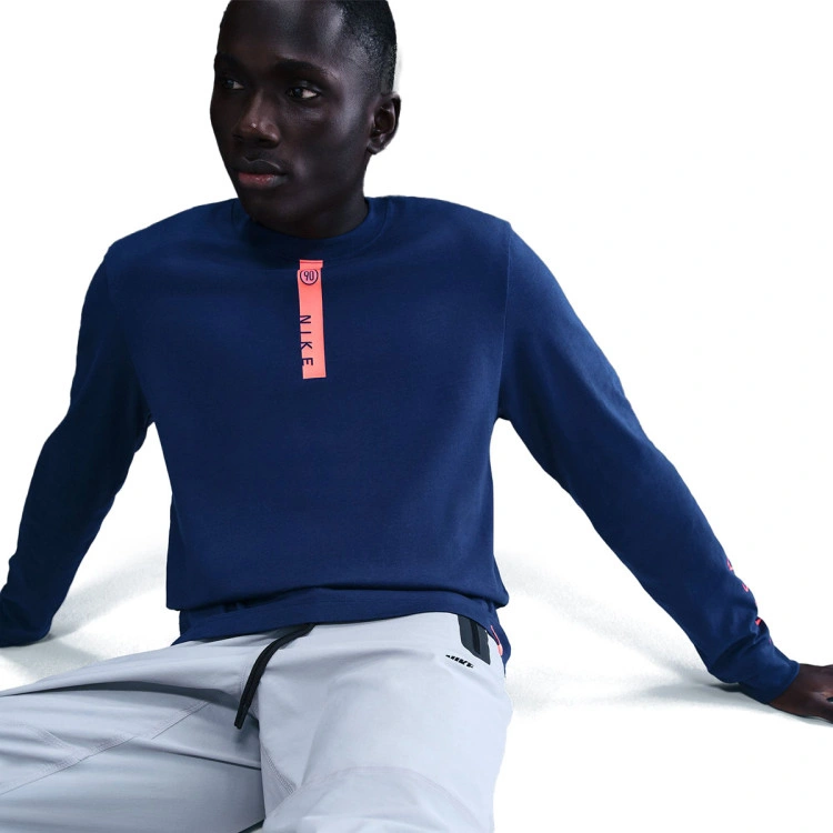 camiseta-nike-fc-barcelona-fanswear-2025-2026-midnight-navy-2