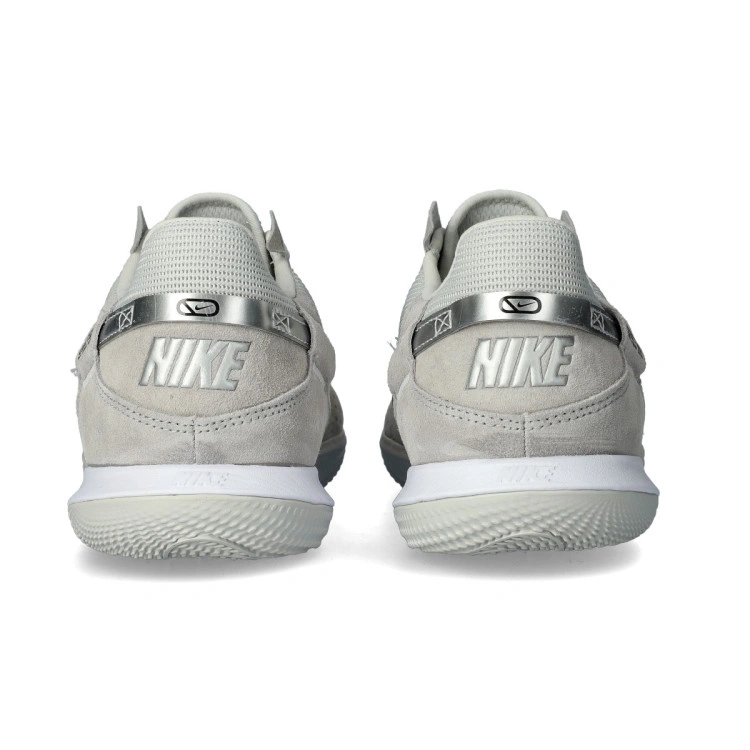 zapatilla-nike-nike-streetgato-smoke-grey-metallic-silver-photon-dust-4