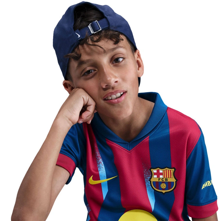 camiseta-nike-fc-barcelona-cuarta-equipacion-2025-2026-nino-gym-blue-gym-blue-salsa-red-opti-yellow-2