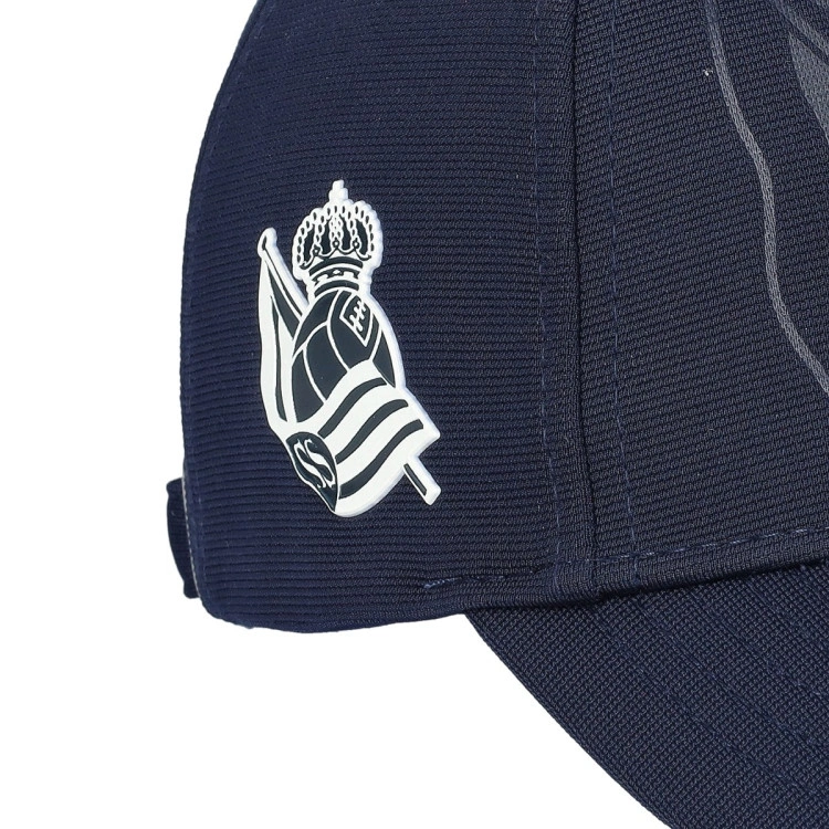 gorra-macron-real-sociedad-2025-2026-azul-3