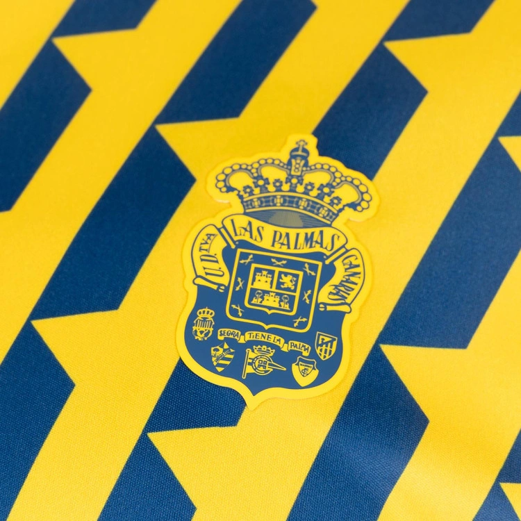 camiseta-hummel-las-palmas-pre-match-2025-2026-yellow-3
