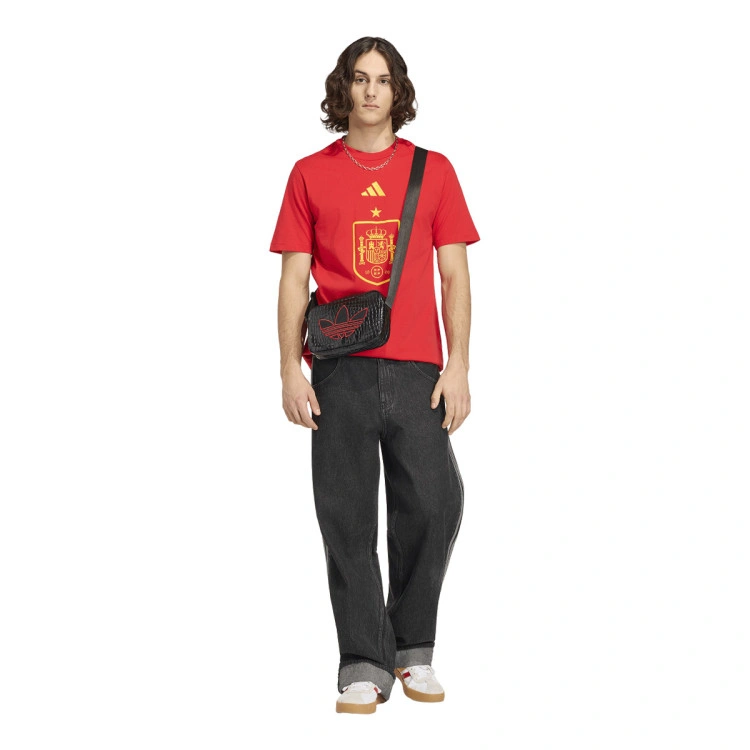 camiseta-adidas-espana-dna-graphic-fanswear-mundial-2026-vivid-red-4