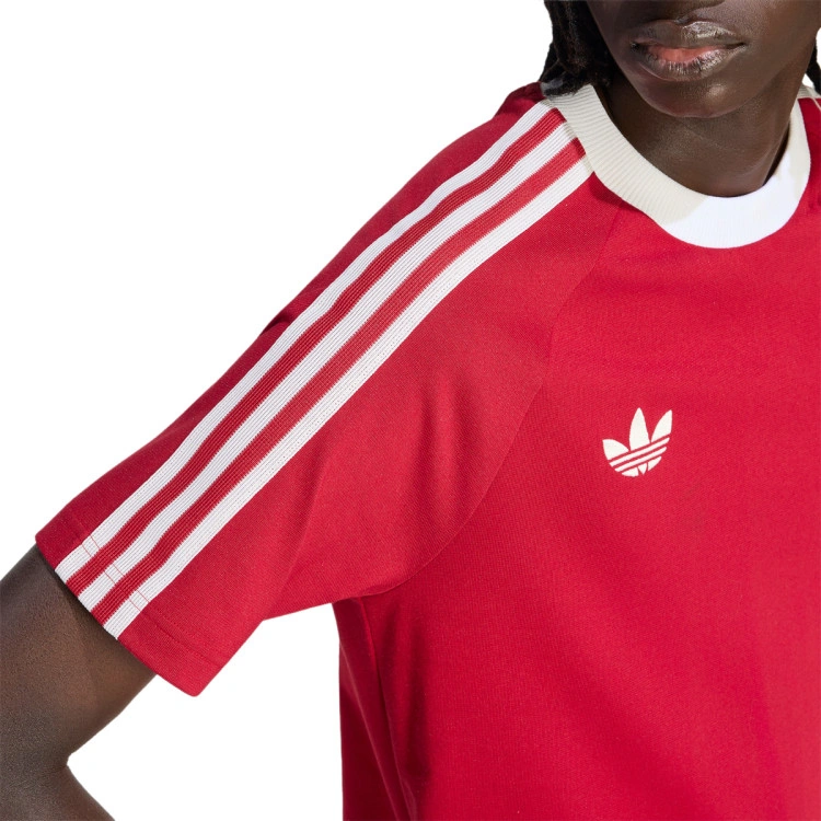 camiseta-adidas-manchester-united-originals-collection-fanswear-2025-2026-team-victory-red-3